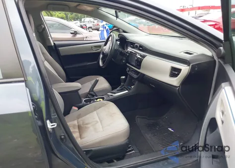 2016 Toyota Corolla Le z USA, uszkodzony, nr VIN 2T1BURHE4GC671124